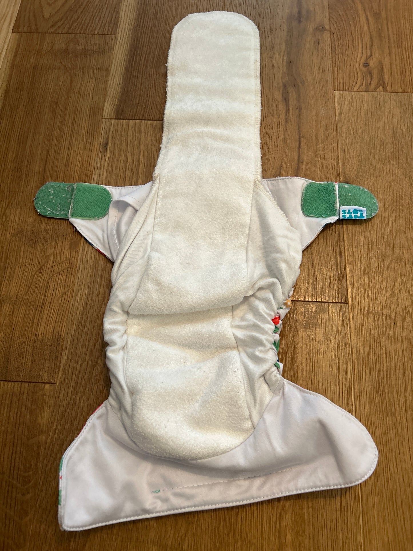 Totsbots - All In One (003)