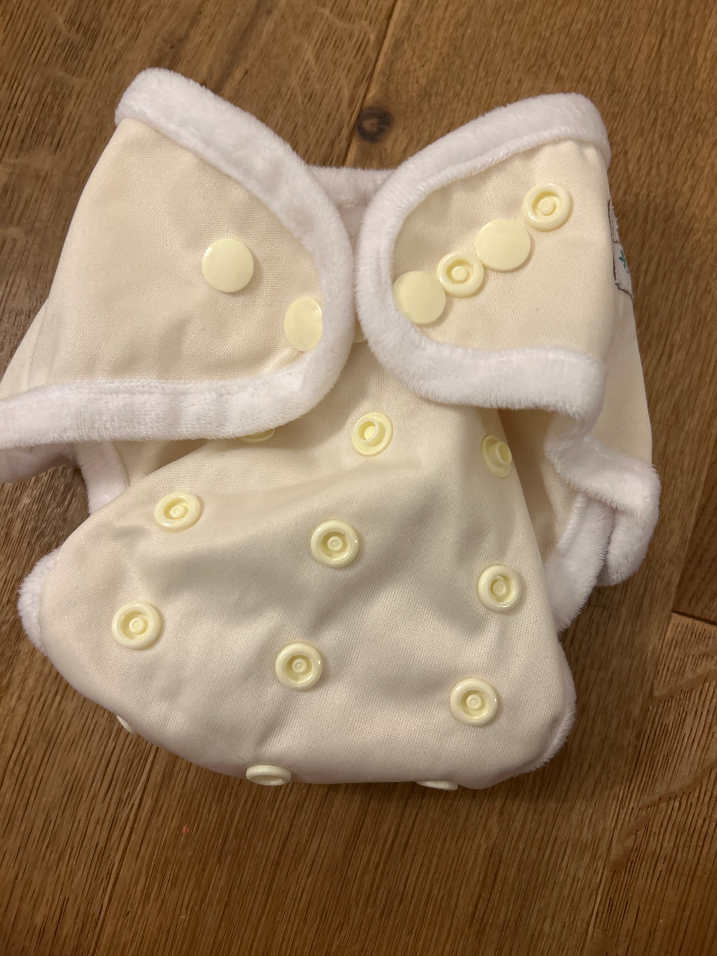 Bells Bumz eco newborn Wrap (#100)