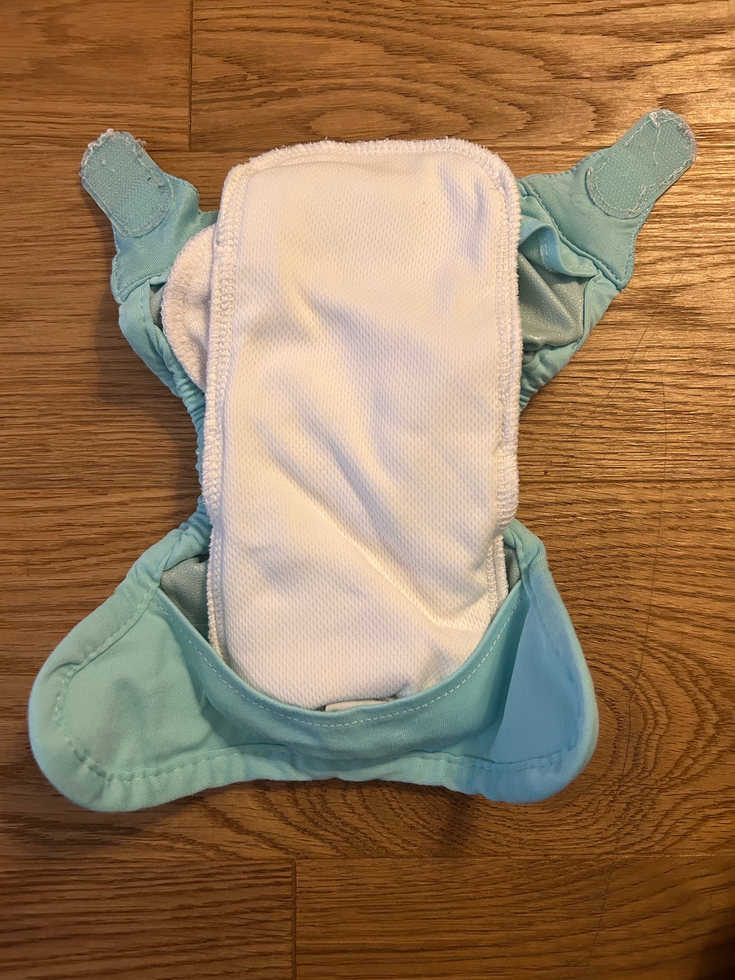 Close pop in newborn all in two nappy (003)