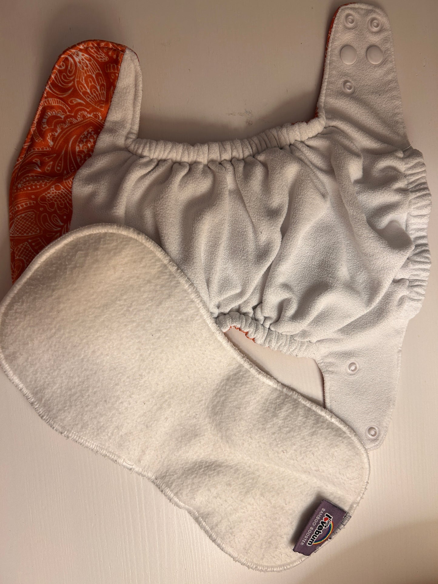 The Gentle Mama Co nappy and booster, like new - small/newborn (003; unbranded)