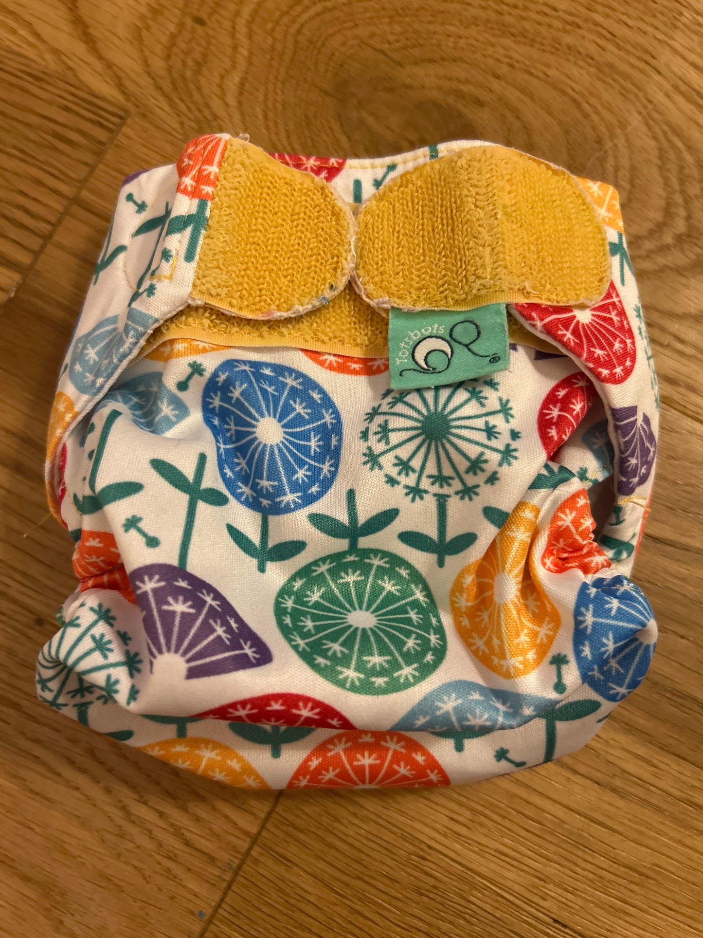 TotsBots - Peenut Wrap newborn (JM)