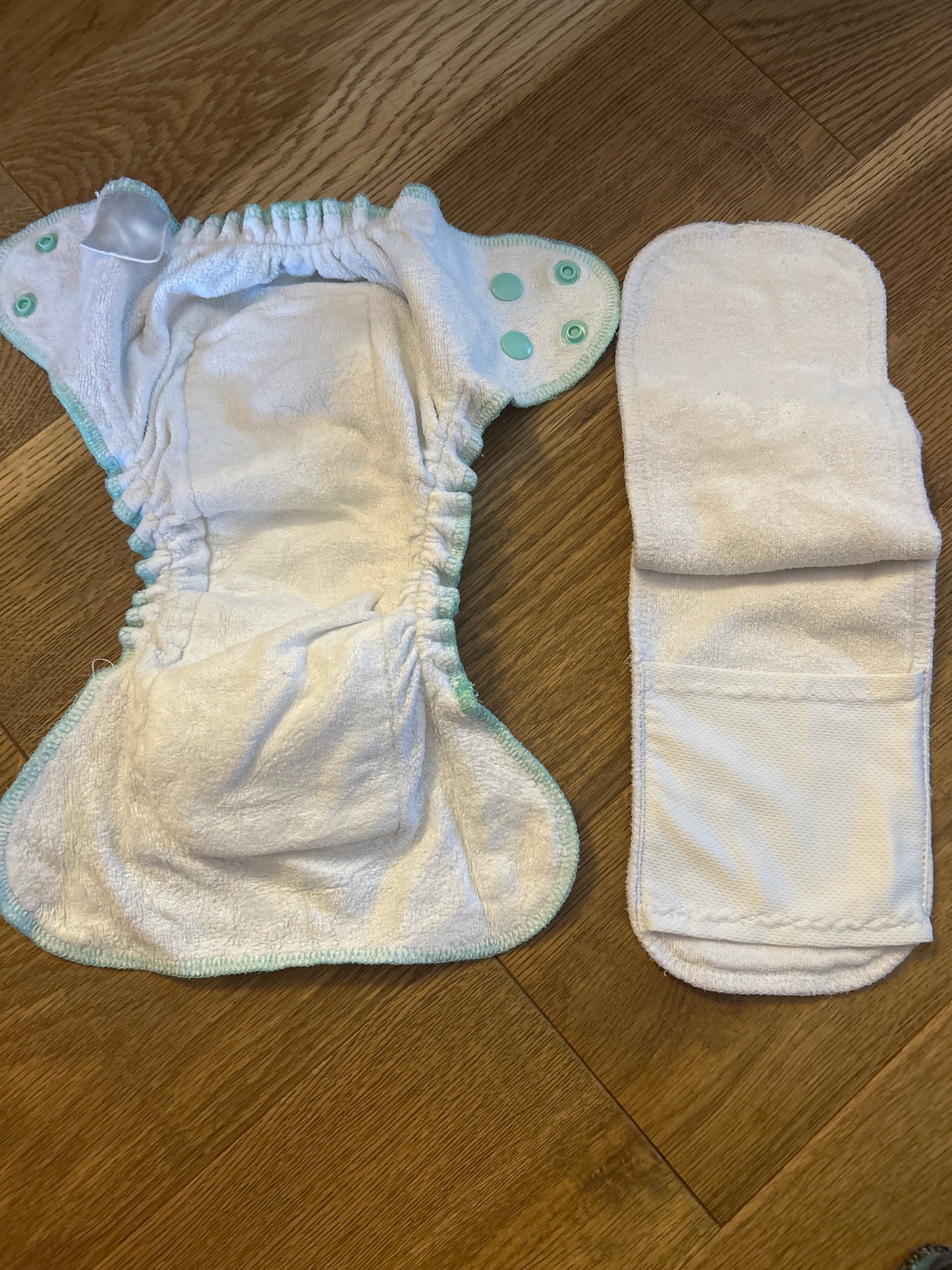 Little Lovebum newborn nappy (003)