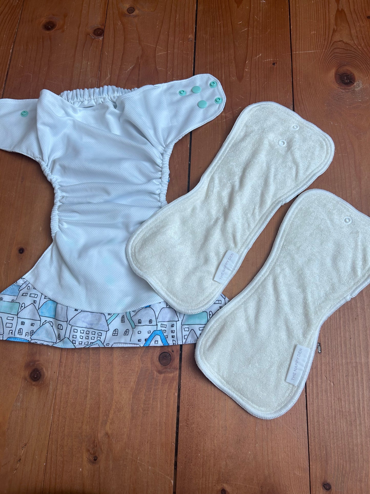 The Nappy Den all in two / pocket nappy - brand new (003)