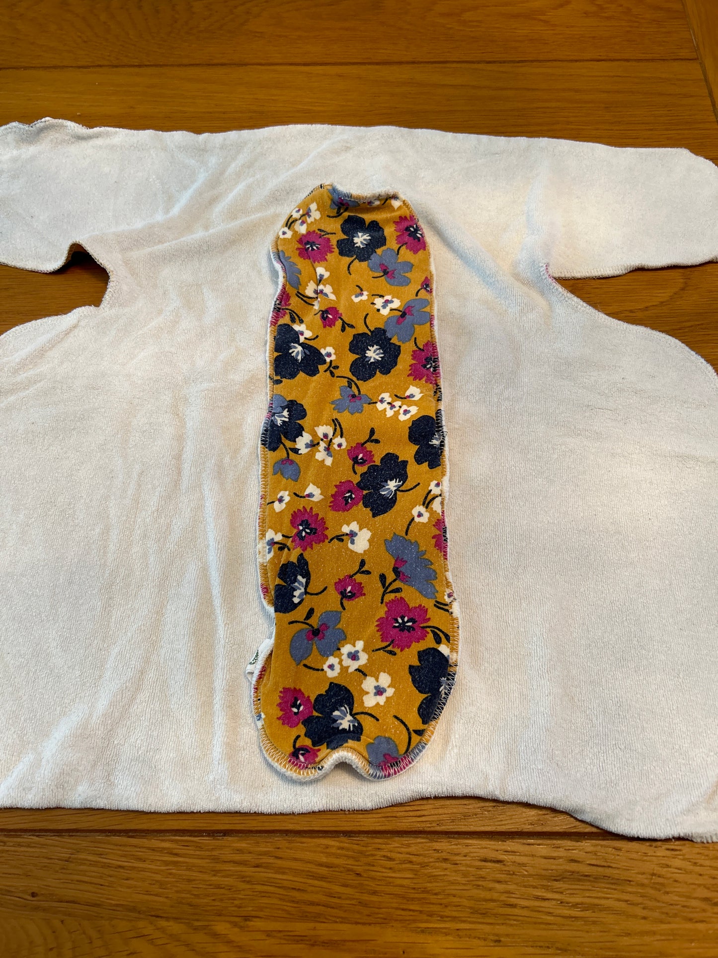 Beautiful GigiaGio Preflat (flat) nappy with extra matching booster (073)