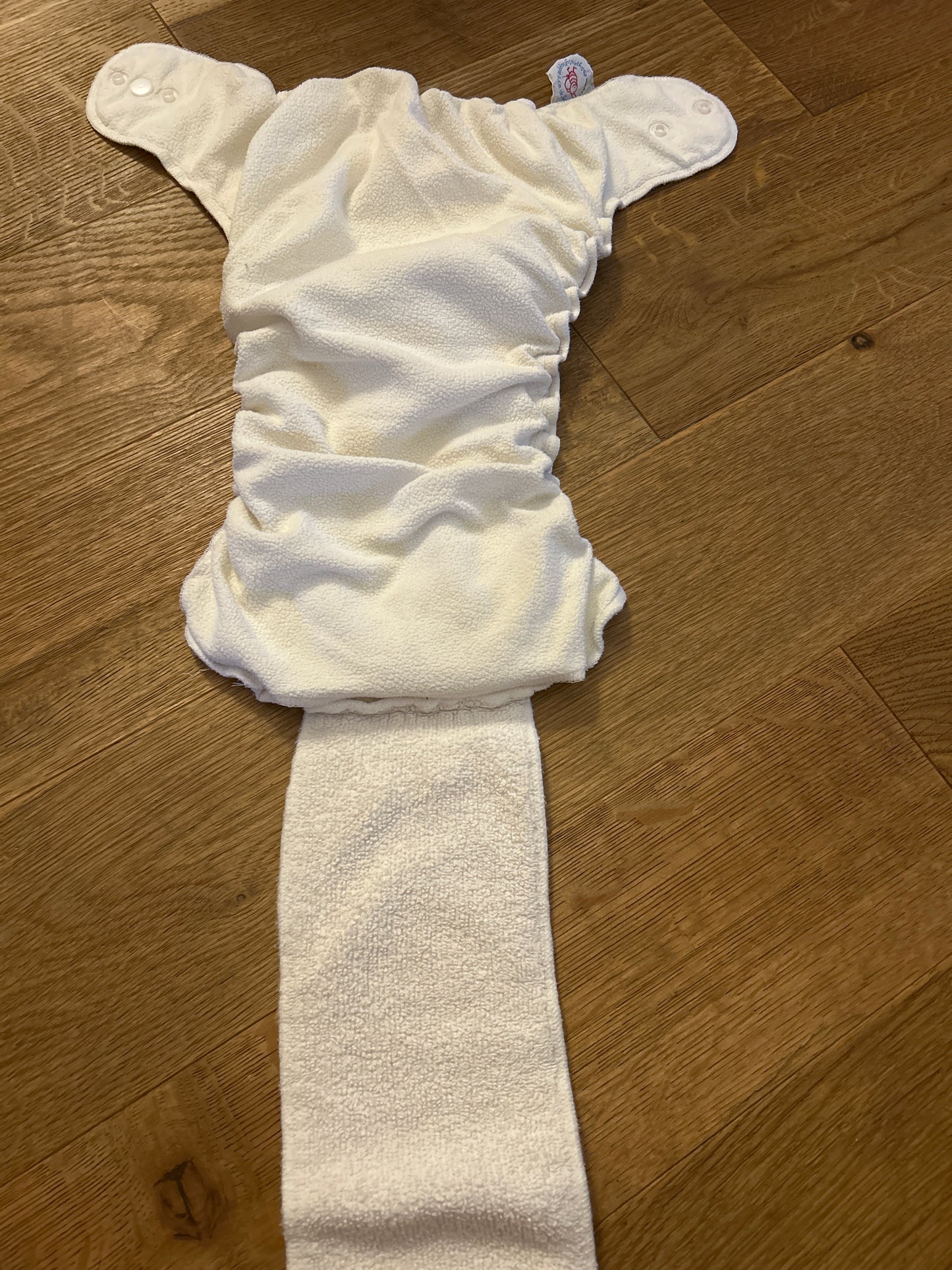 Easy Peasy Bumble - Fitted Nappy (056)