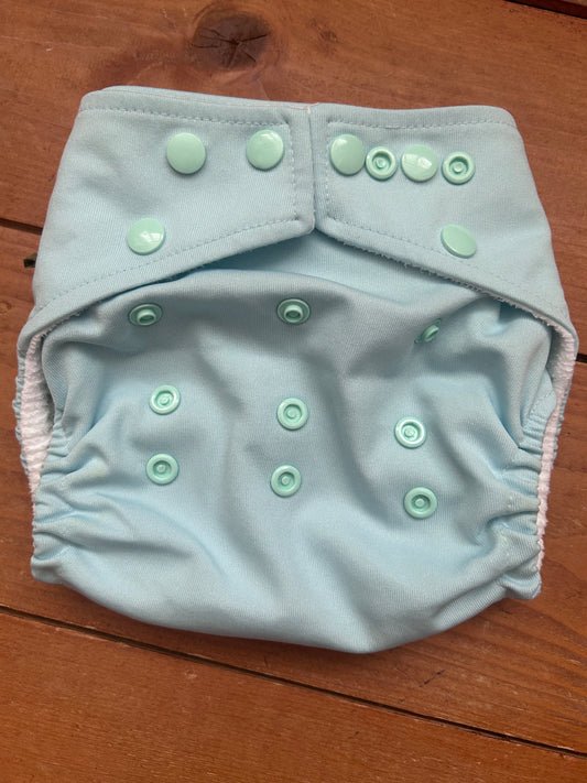 Little Lamb birth to potty one size pocket nappy like new (095)
