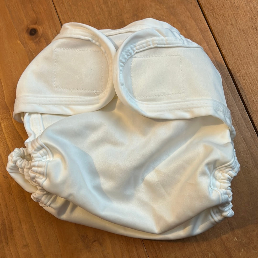 Junior Joy velcro one size nappy wrap (047)