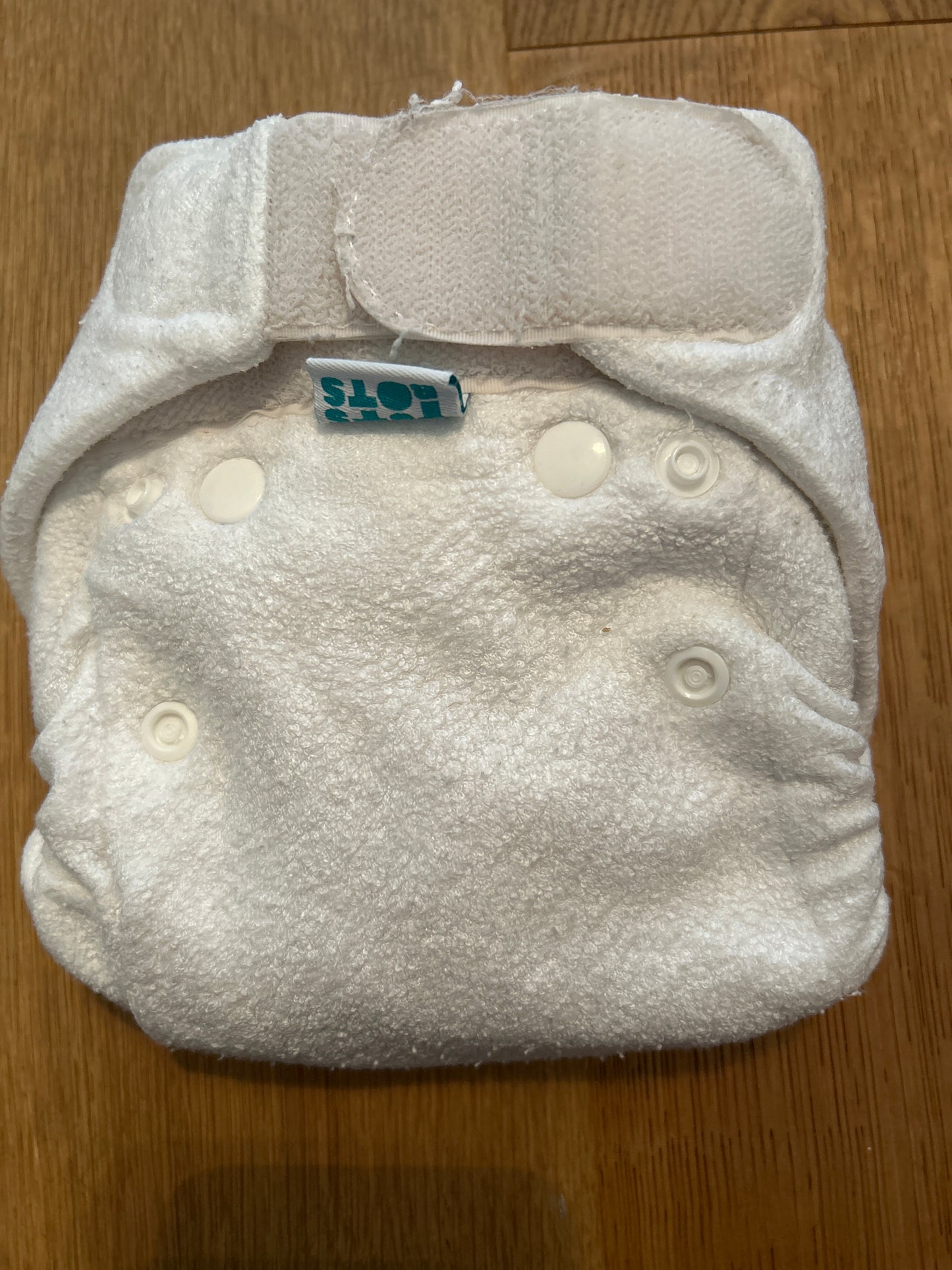 Totsbots - Fitted Nappy size 1/newborn (096)
