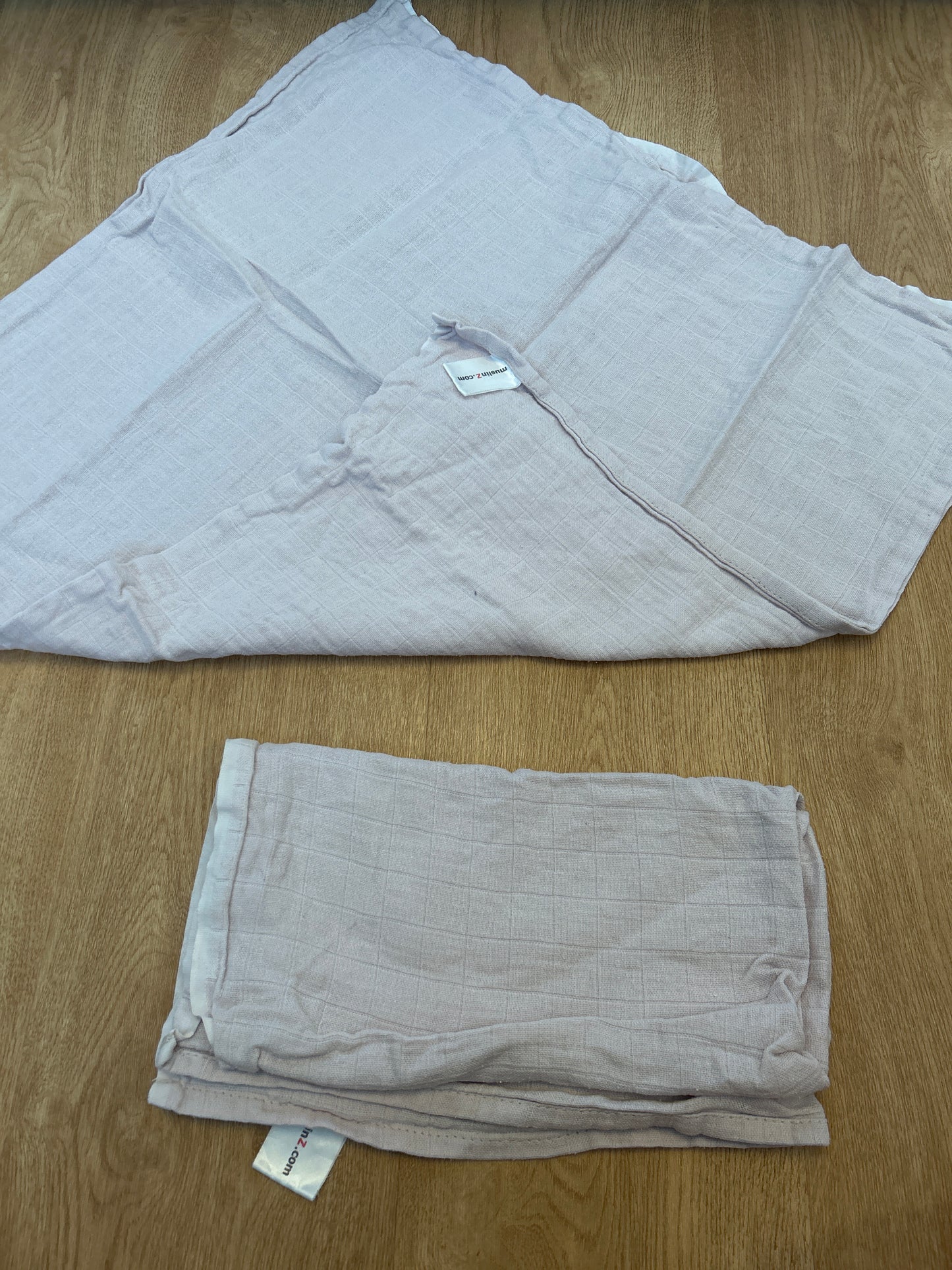 Muslinz pink flat nappy bundle (086)
