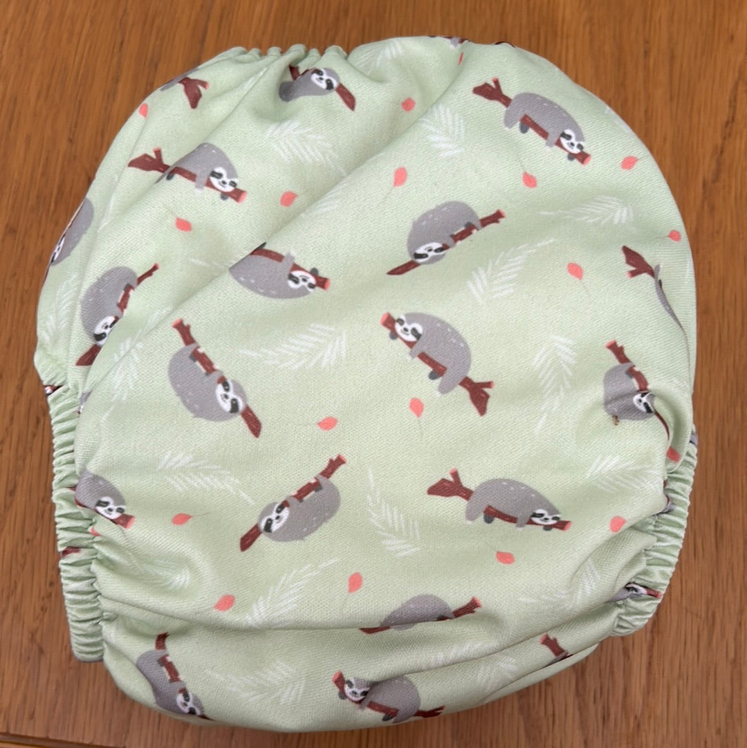 Baba and Boo green sloth pocket nappy with one brand new insert (041)