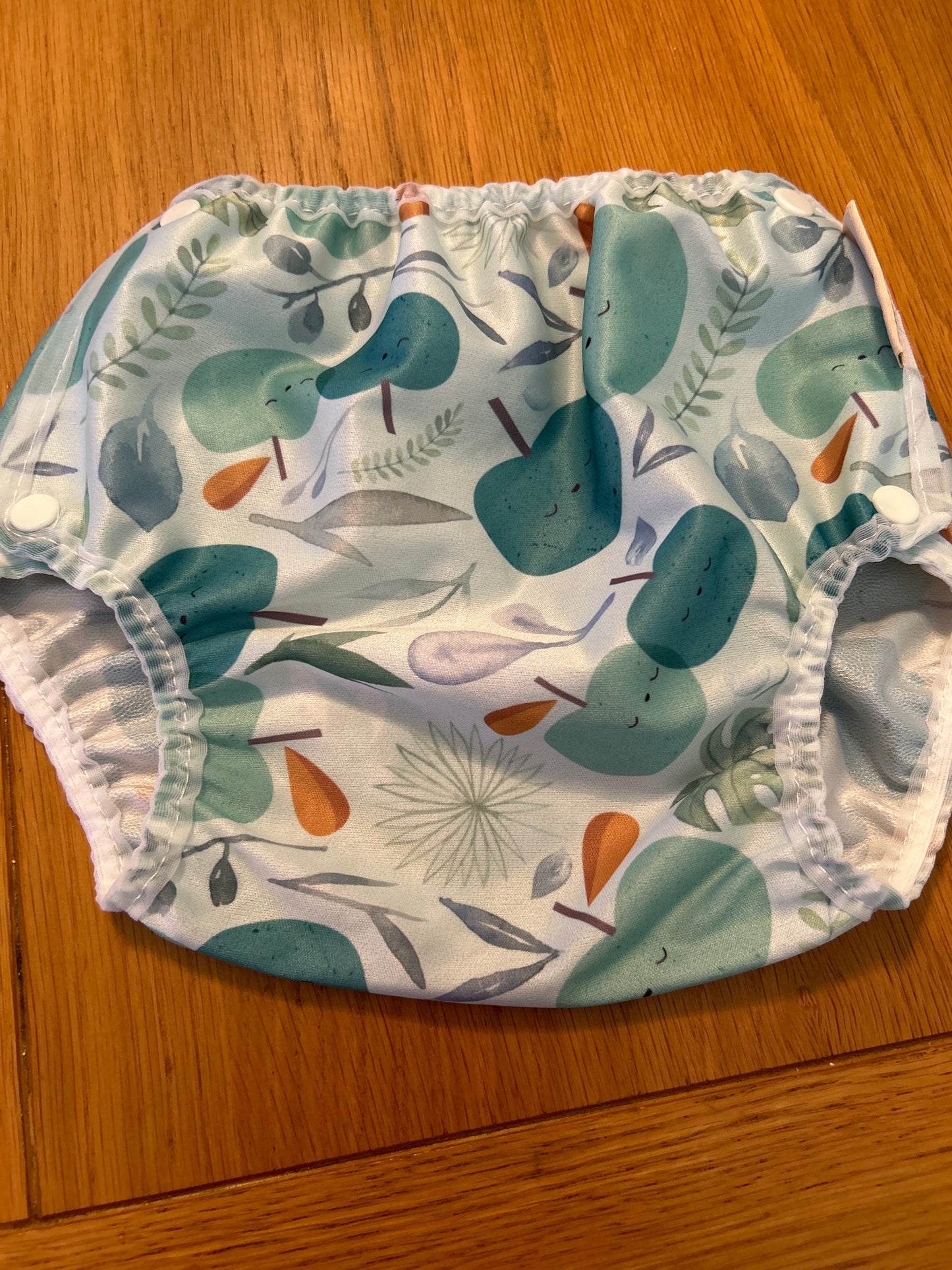 Motherease airflow earth day large nappy wrap - brand new (003)
