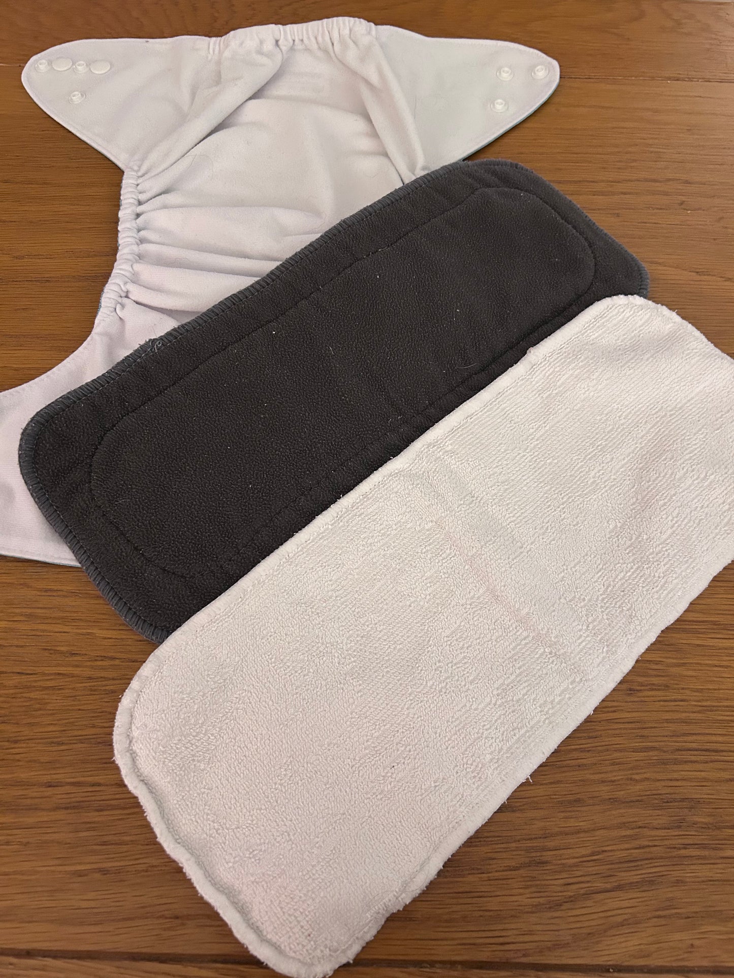 Alva baby pocket nappy with 2 inserts (003)