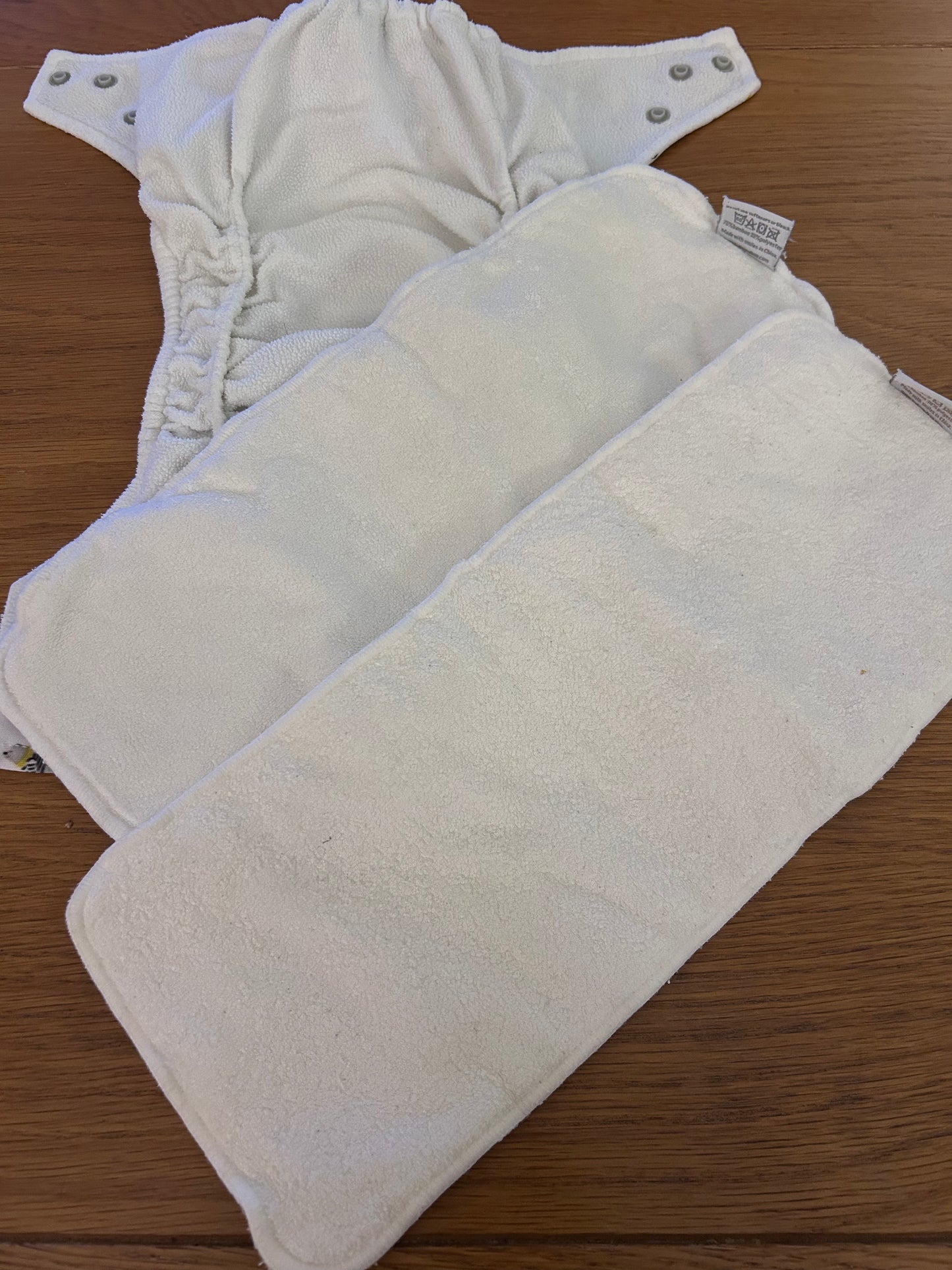 Baba and Boo pocket nappy with inserts (003)