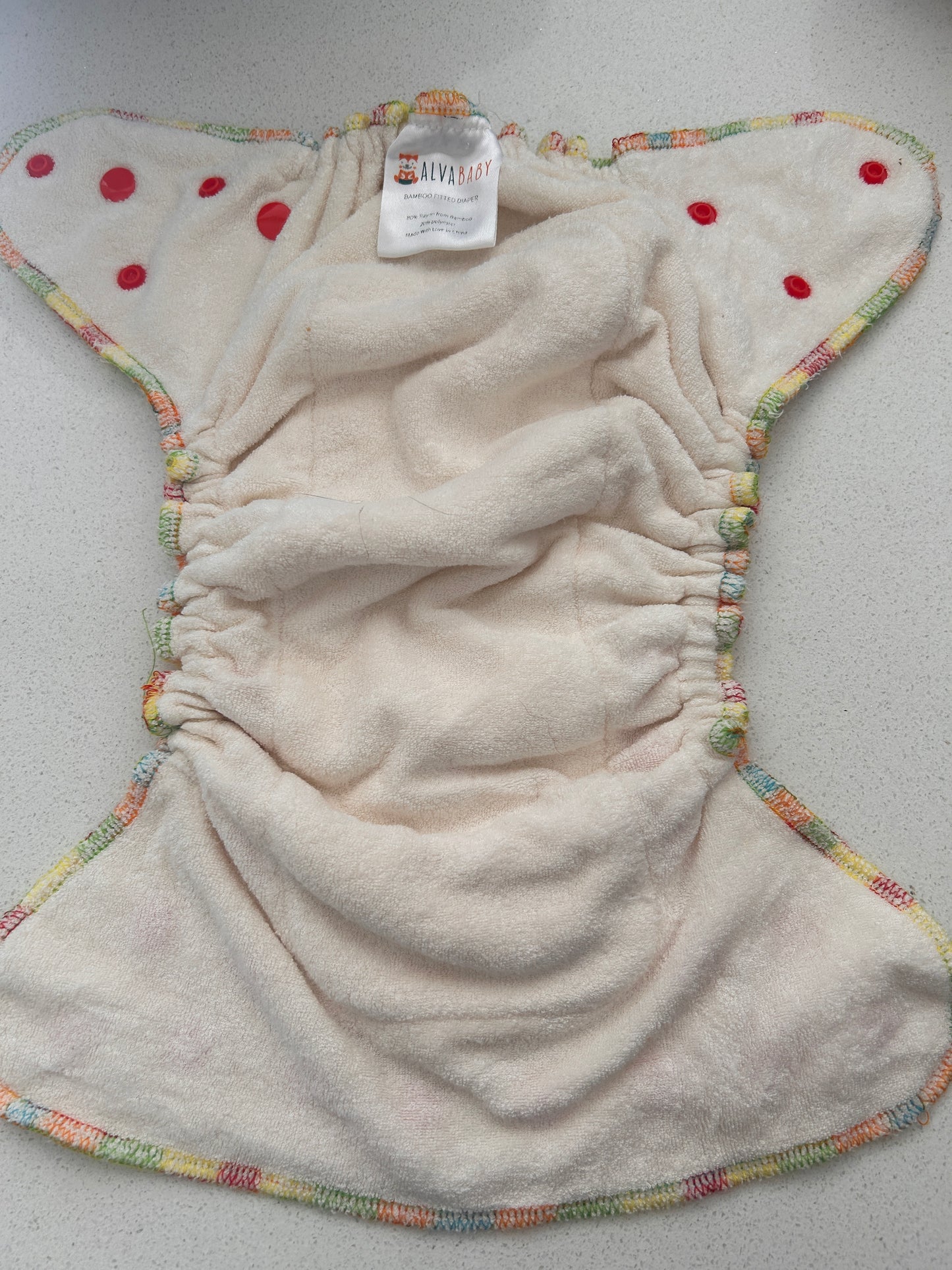 Like new - Alva fitted nappy (100)