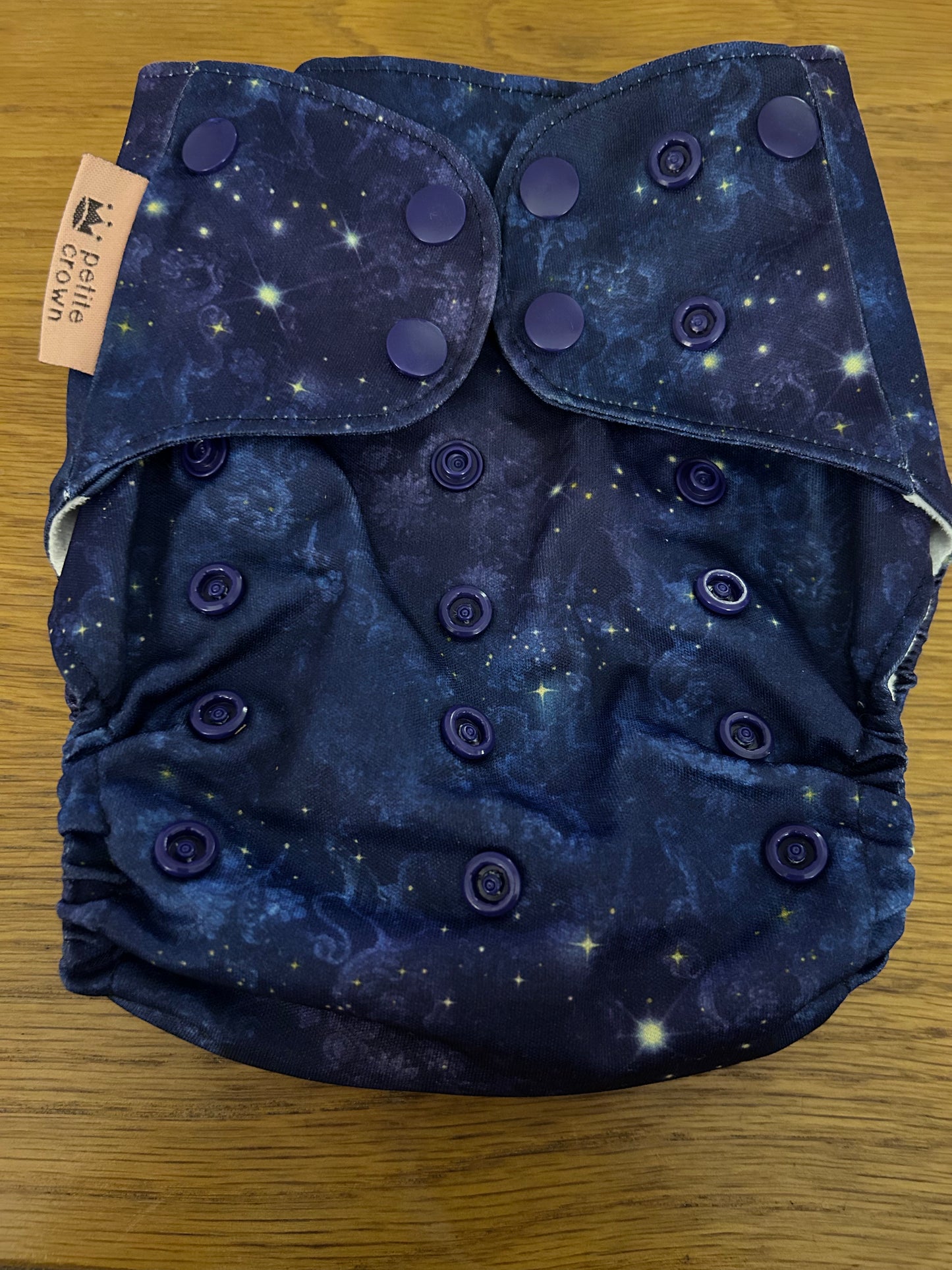 Petite Crown pocket nappy (056)