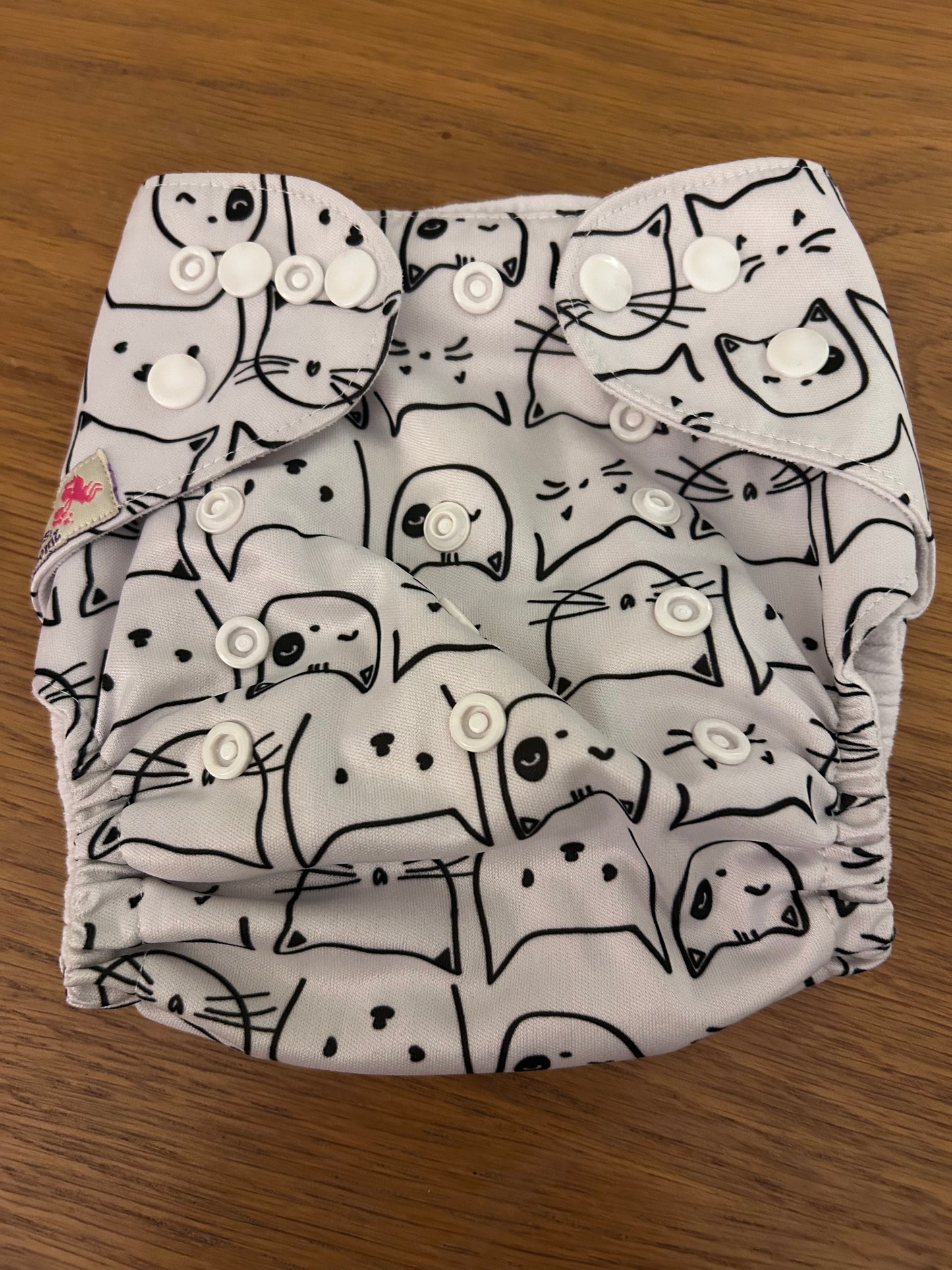 Littles and Bloomz pocket nappy (090)