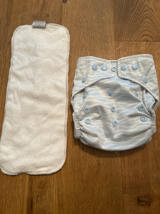 Baba and Boo pocket nappy with insert (096)