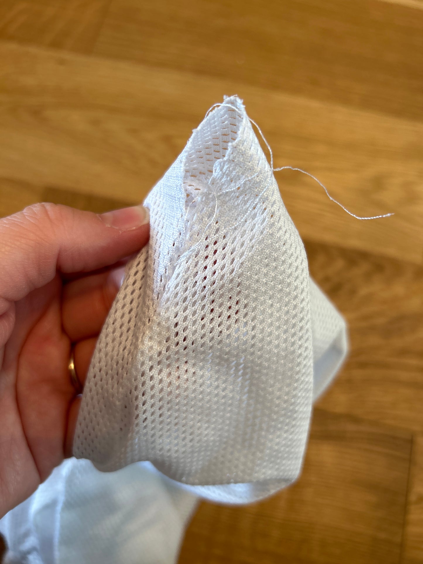 Totsbots mesh bag, with a slight hole (accessories; 003)