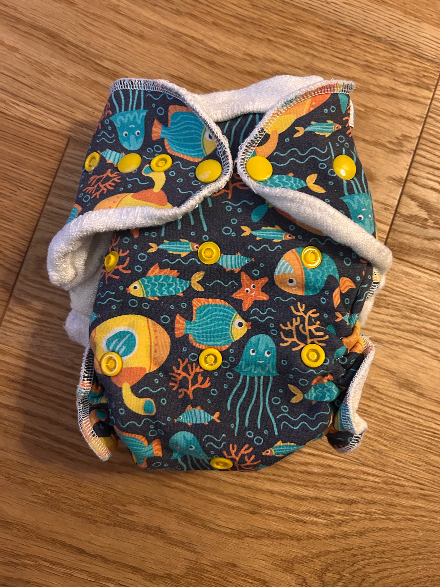 Petit Lulu fluffy organic fitted nappy - like new (003)