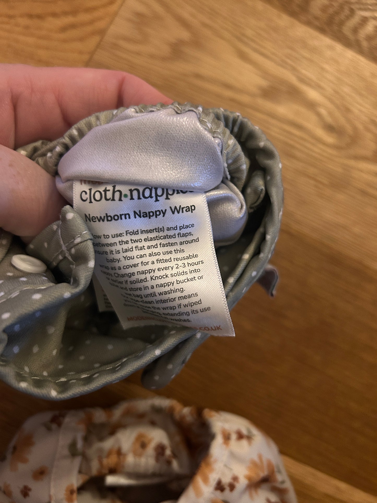 Modern cloth nappies newborn wrap  (003)
