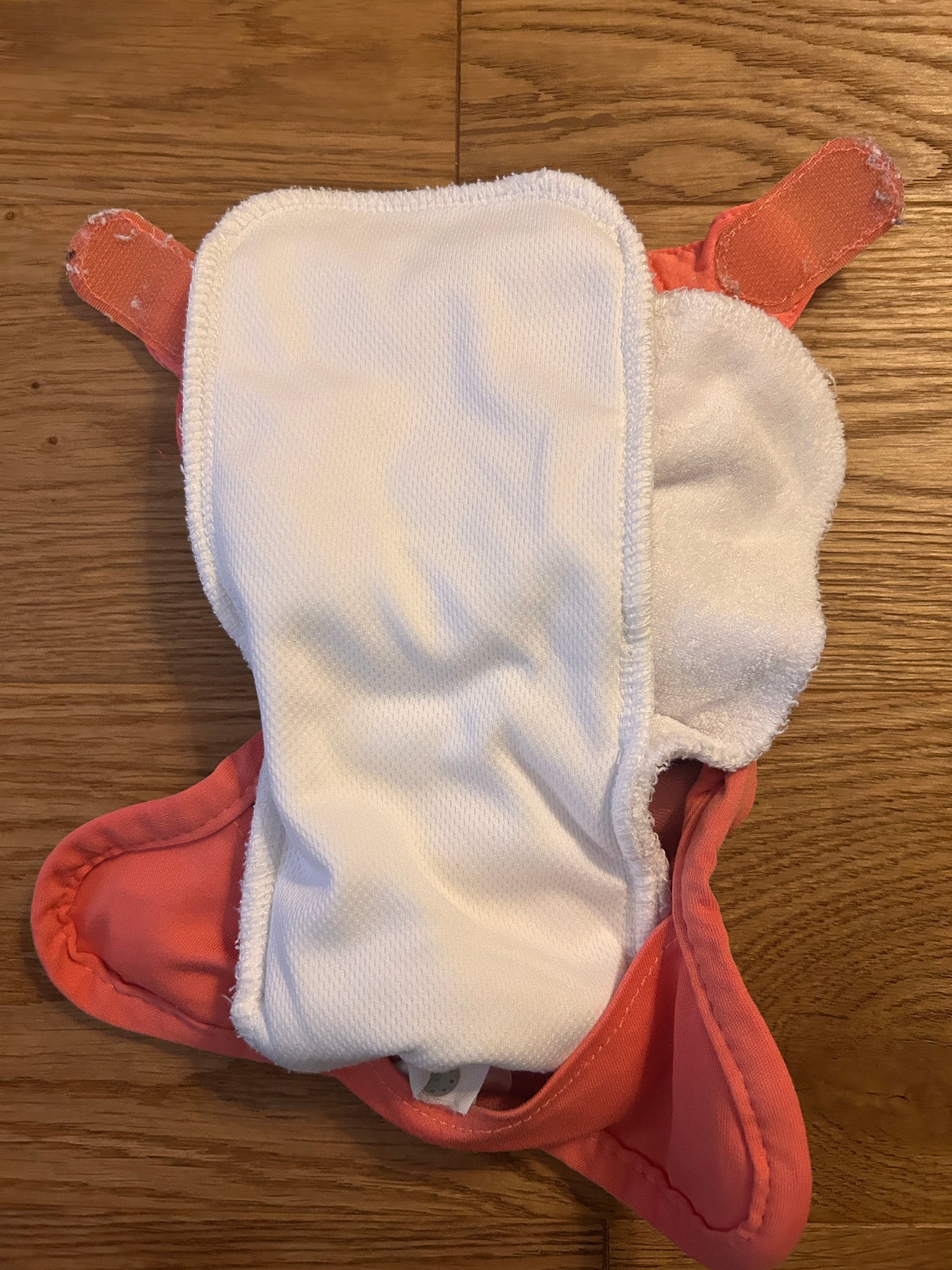 Close pop in newborn all in two nappy (003)