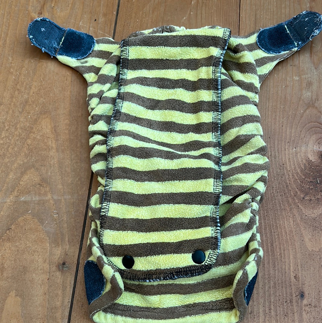 TotsBots  - Fitted Nappy bamboozle size 2 (003)