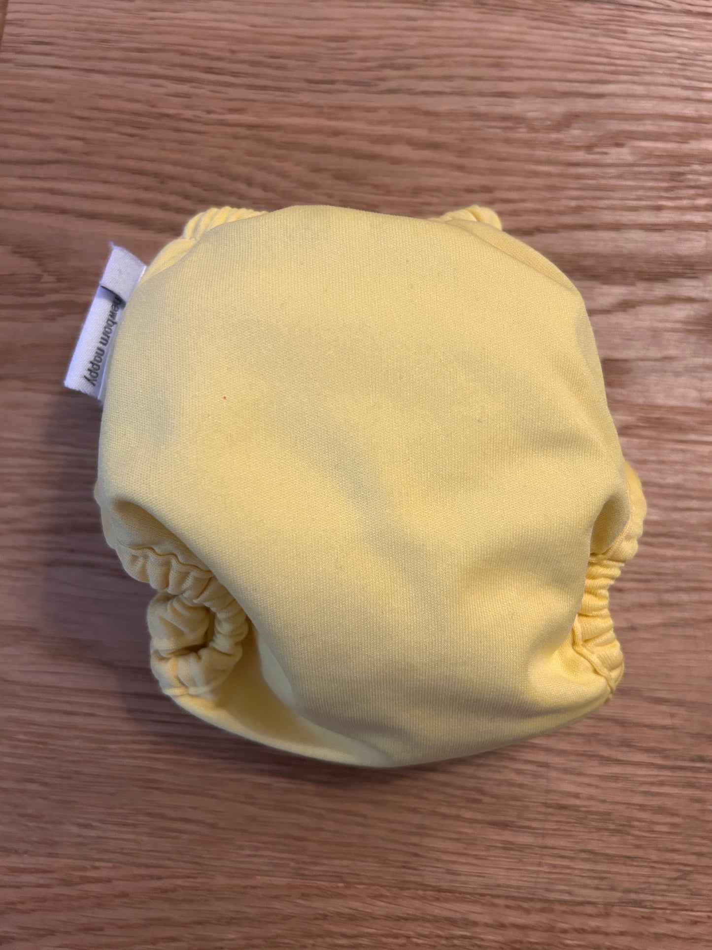 Close pop in newborn all in two nappy (003)