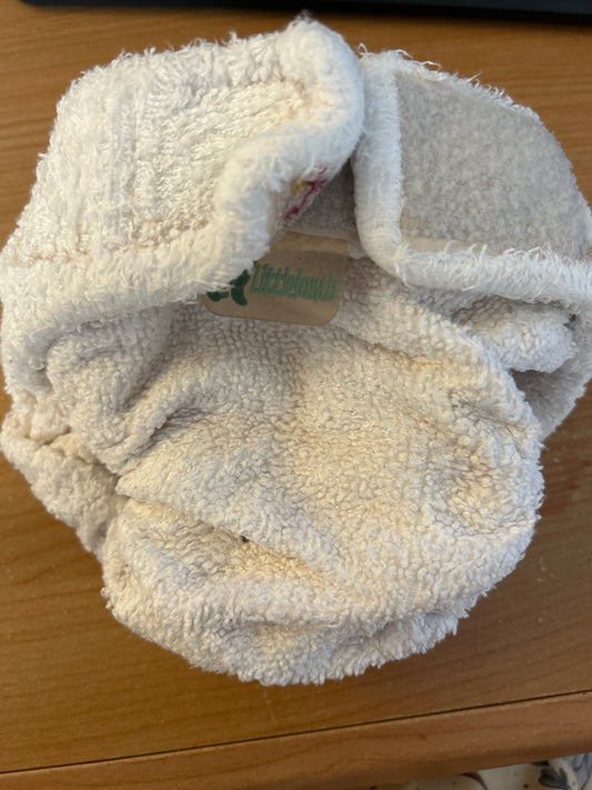 Little Lamb fitted nappy size 1 / newborn (003).  (Bag, store use only)