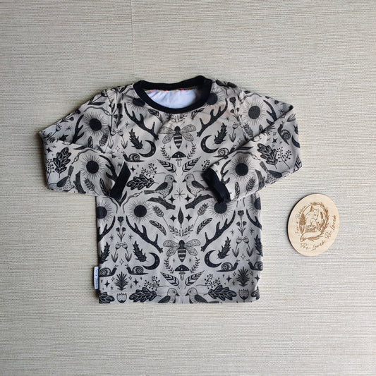 Age 1 long sleeve t shirt EUC. Fox & Bobbin Preloved cloth friendly clothing
