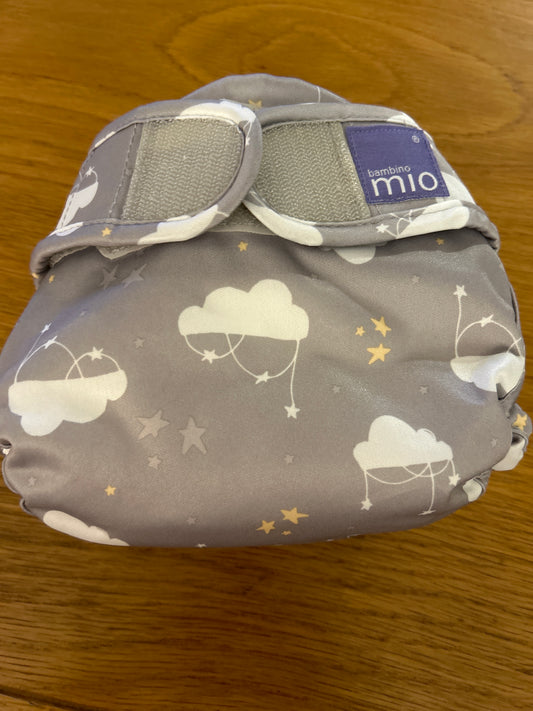 Bambino Mio wrap under 21lbs with a one size trifold (067)