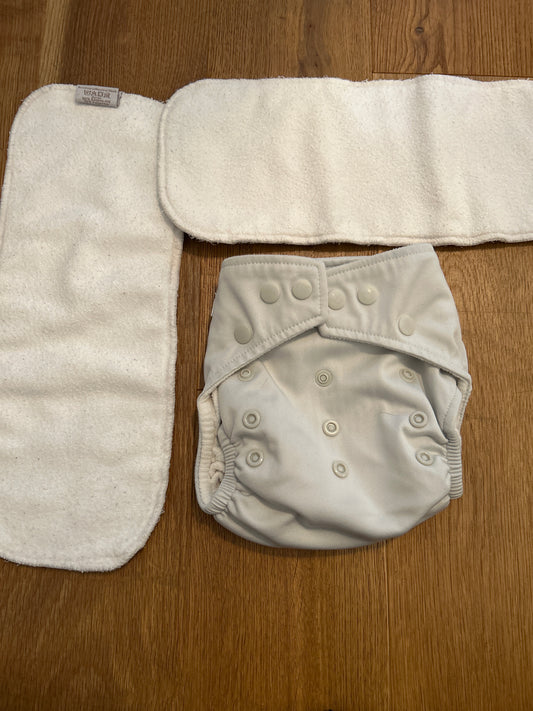 Baba and Boo pocket nappy with inserts (003)