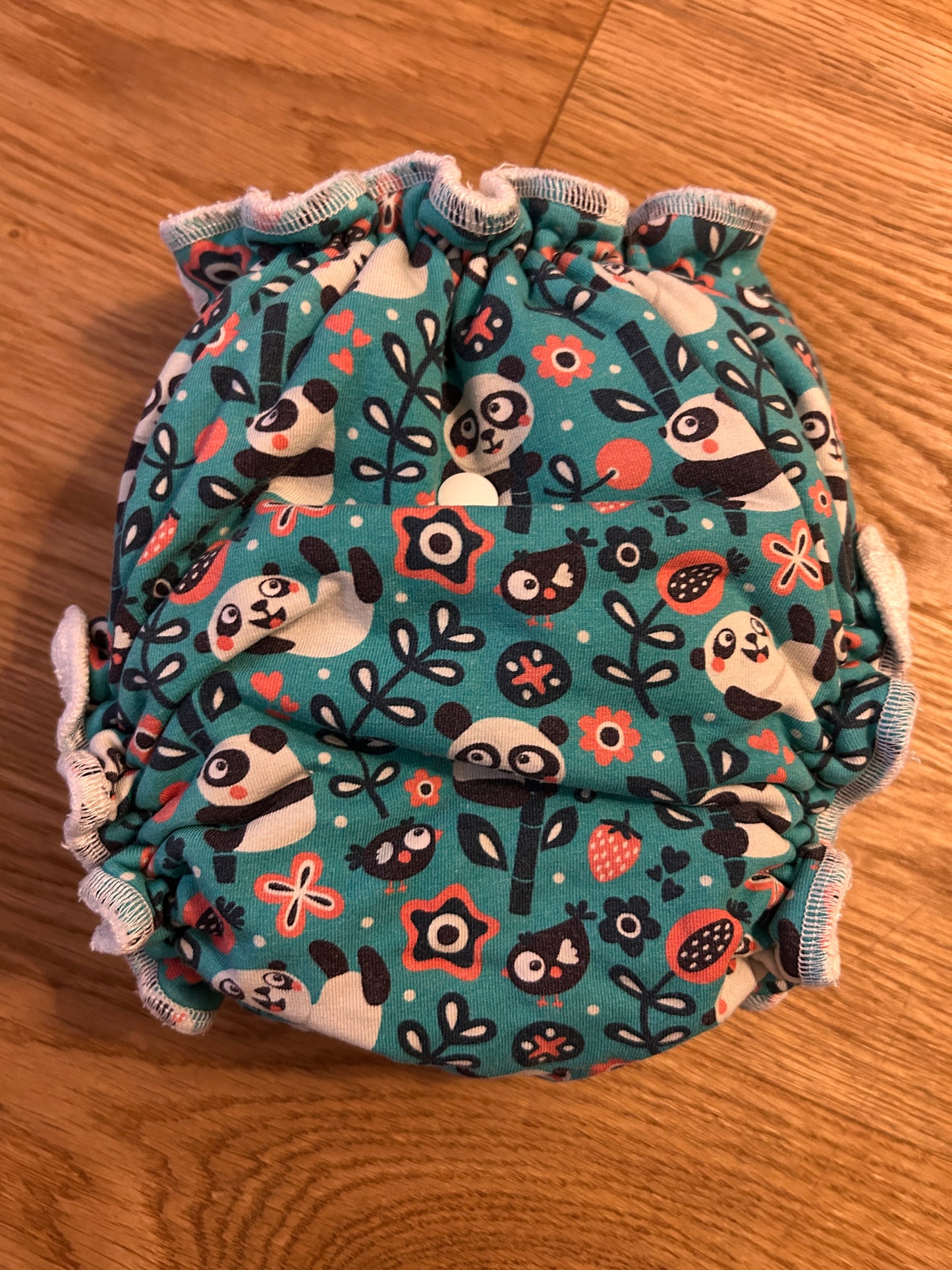 Petit Lulu fluffy organic fitted nappy - like new (003)
