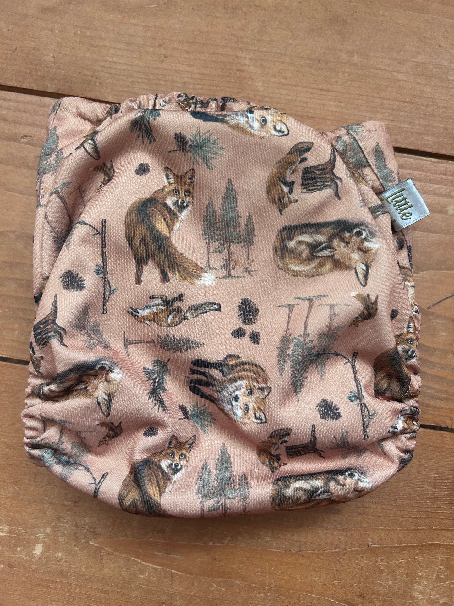 Little Lamb birth to potty one size pocket nappy like new (095)