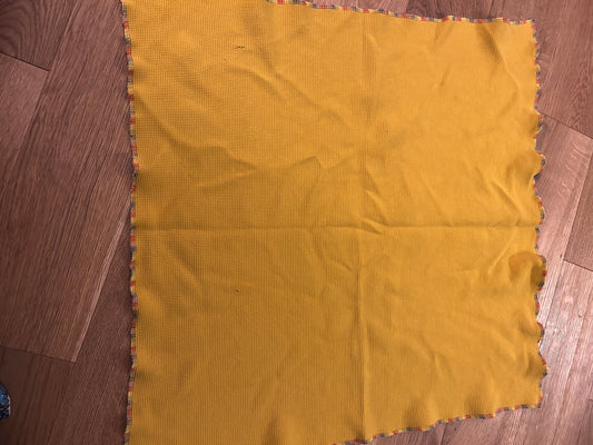Yellow Flat nappy (unknown; flats and prefolds; 093)