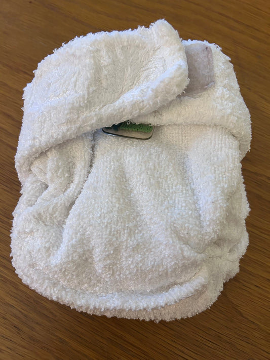 Little Lamb fitted nappy size 1 / newborn (094)