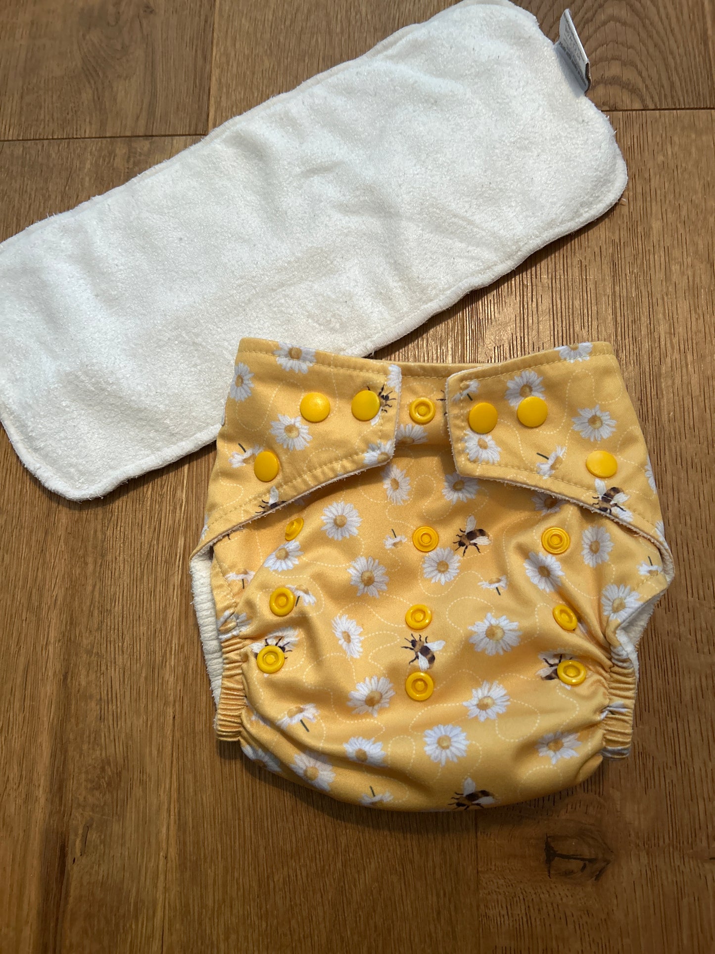 Baba and Boo pocket nappy with insert (096)