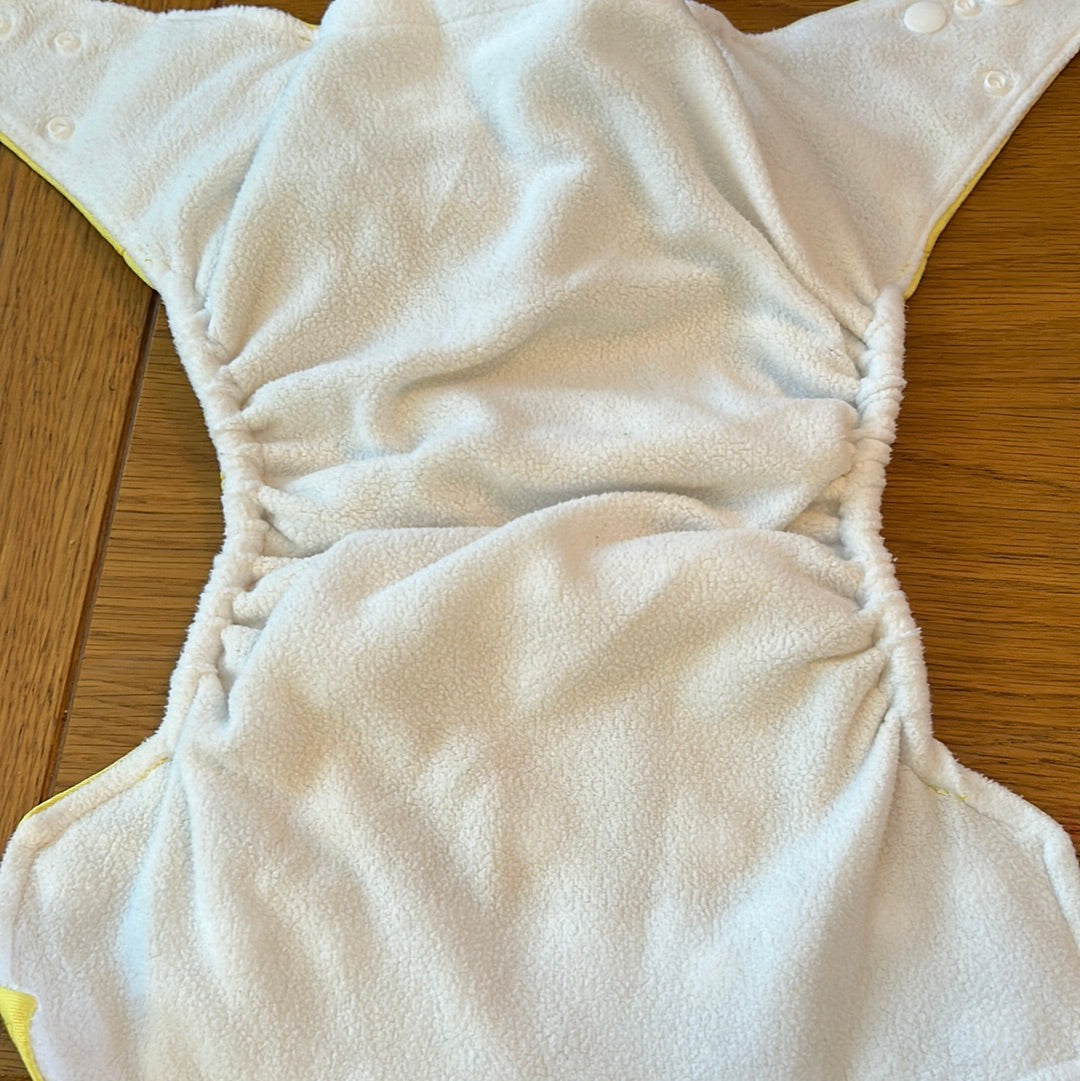 Little Lamb pocket nappy with inserts (033)