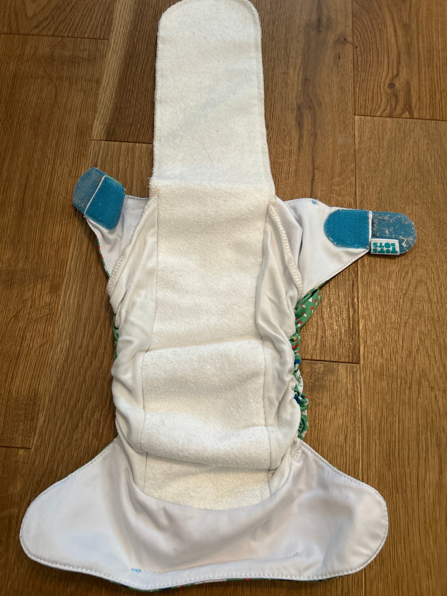 Totsbots - All In One (003)