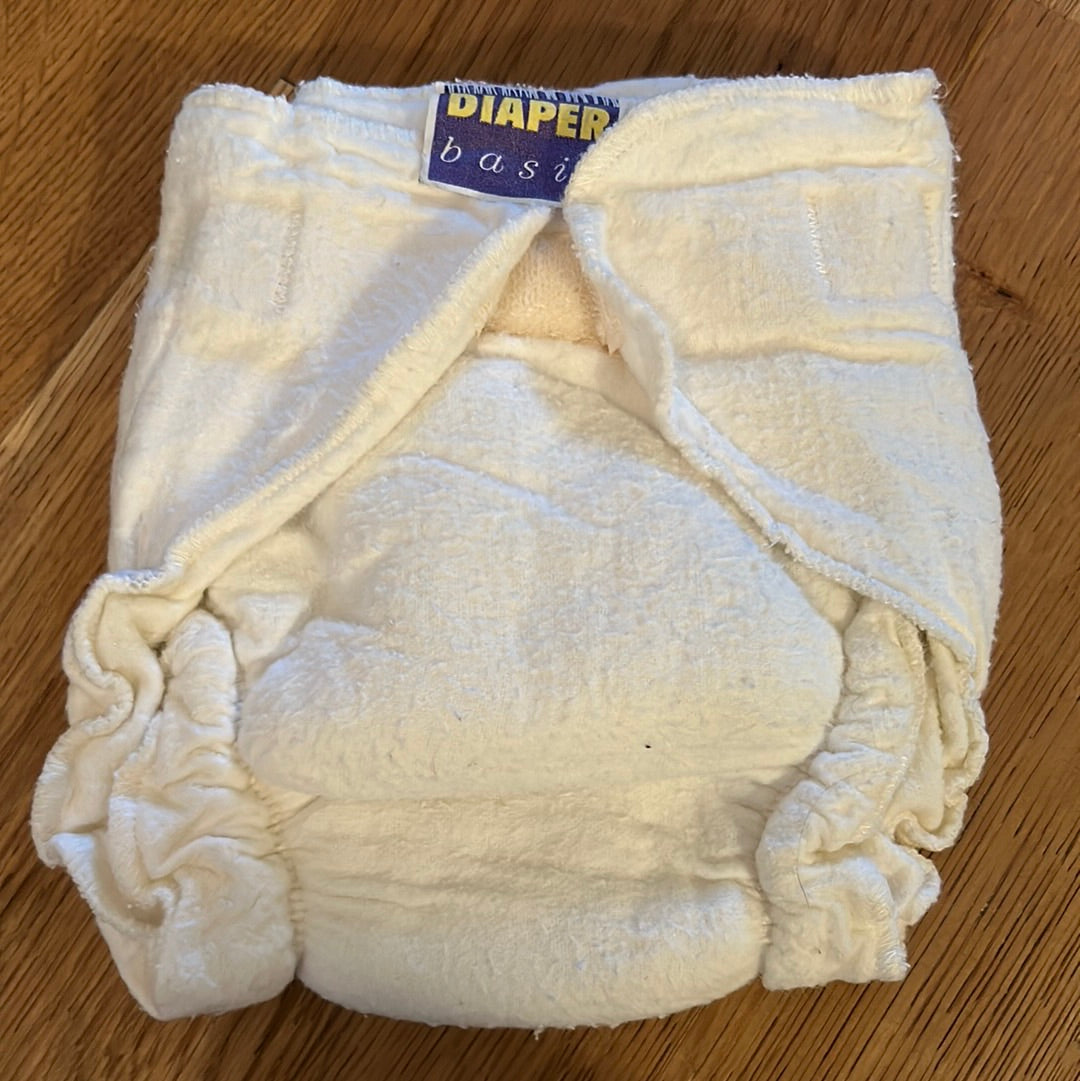 Kushies fitted nappy 10-22lbs (039)