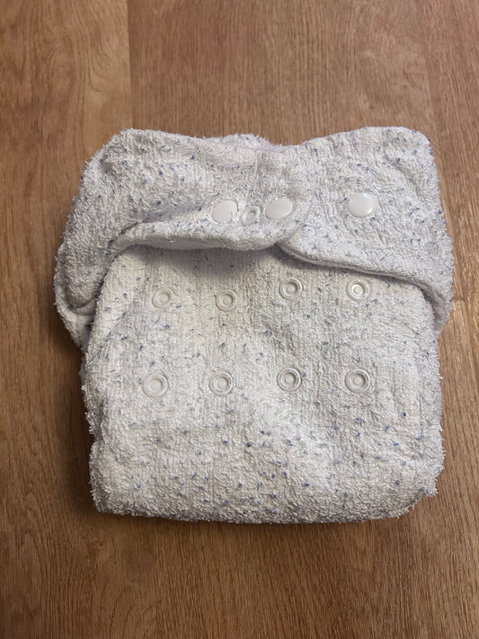 Easy Peasy Bumble - Fitted Nappy (099)