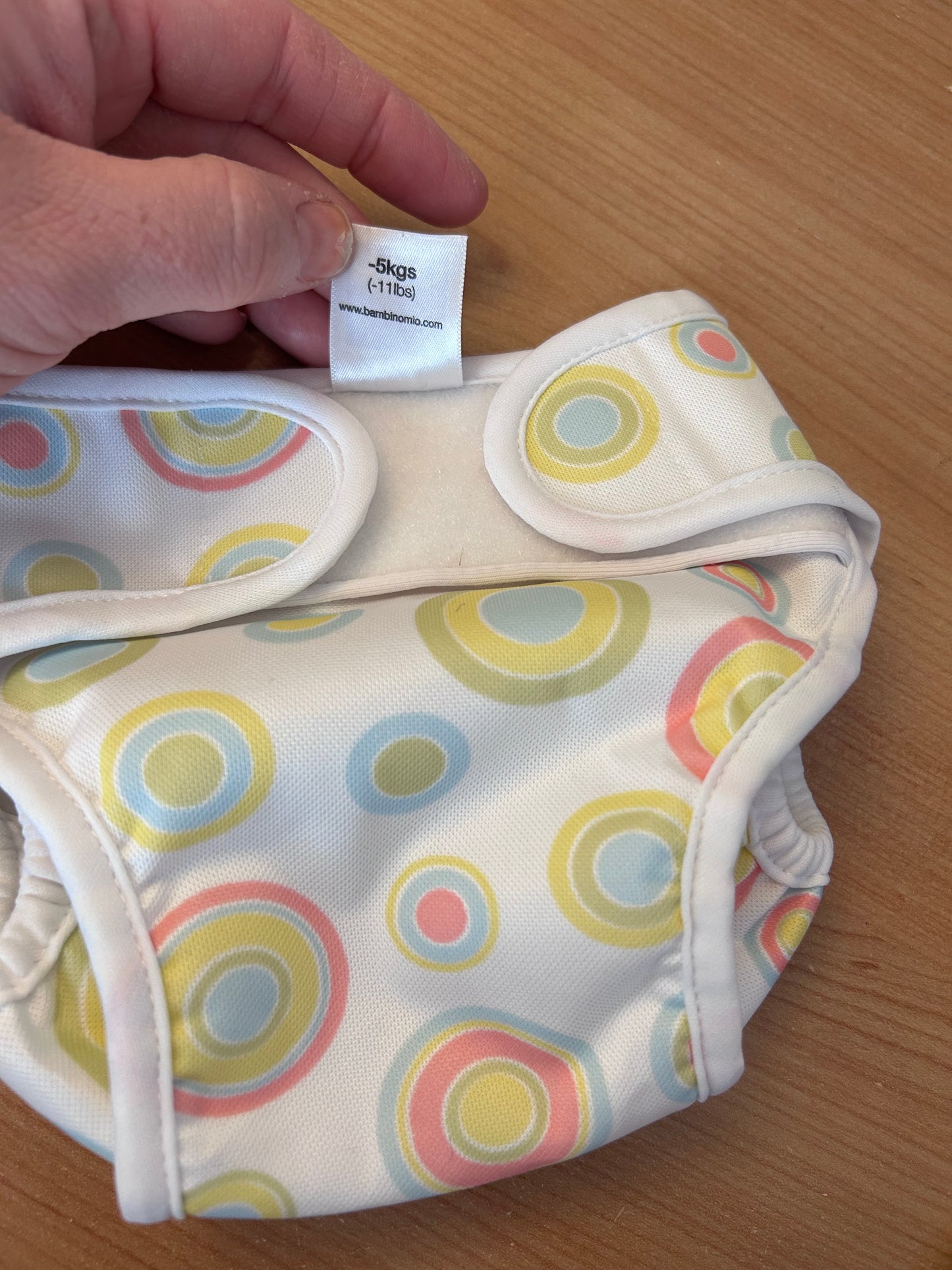 Bambino Mio newborn wrap - like new (003)