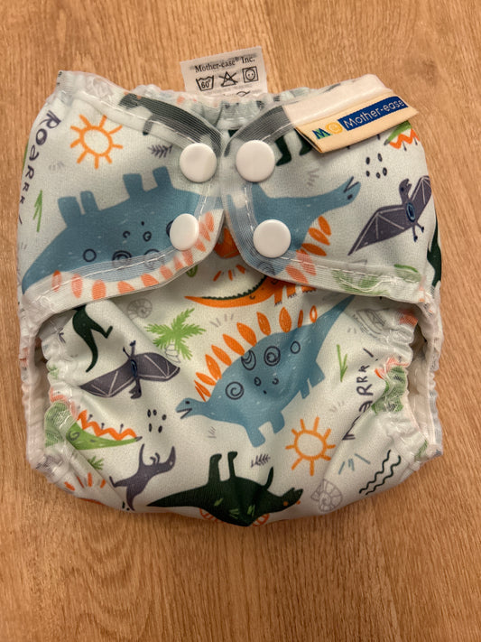 Motherease newborn / XS all in one nappy.  (#003)