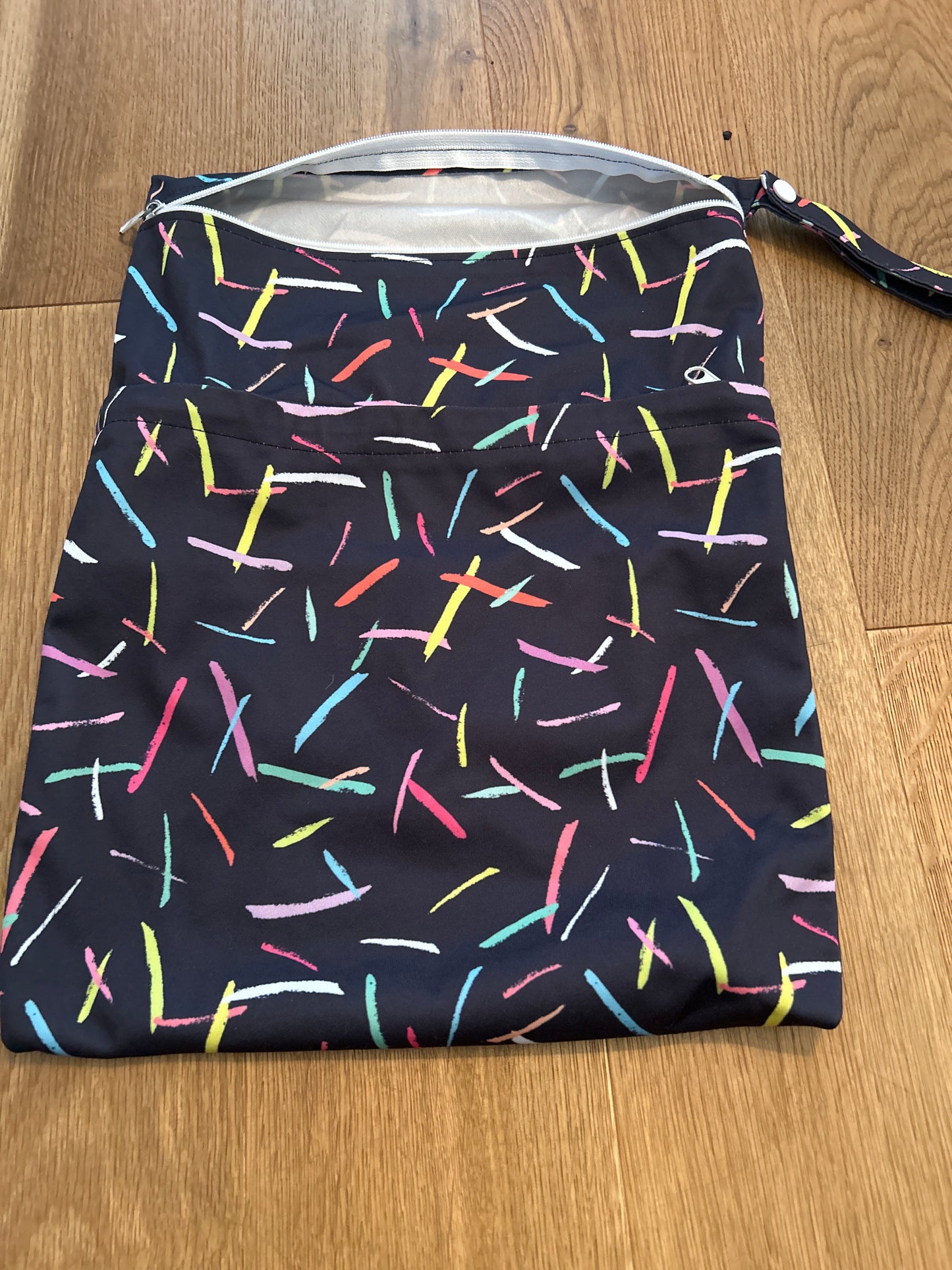 Lovely medium double wet bag (accessories; unbranded; 003)