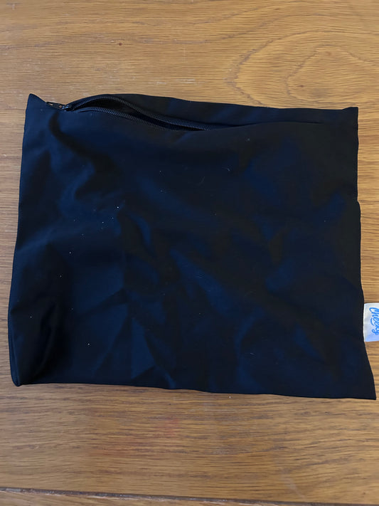 Cheeky small wet bag (accessories; 084)