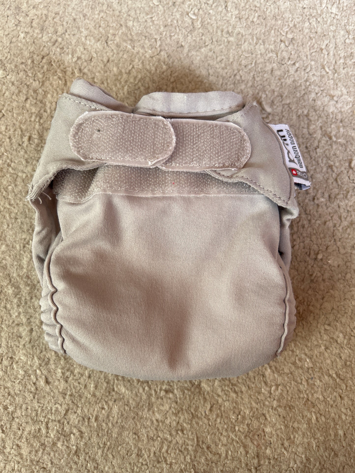 Close pop in newborn all in two nappy (003)