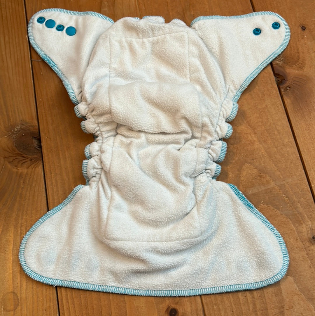 Fleecy Bums fitted nappy (043)