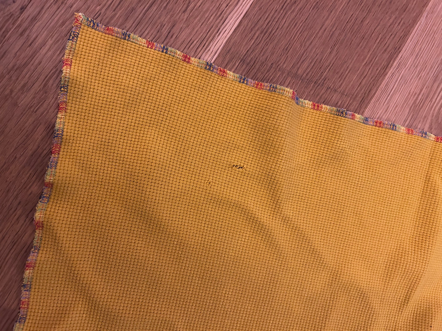 Yellow Flat nappy (unknown; flats and prefolds; 093)