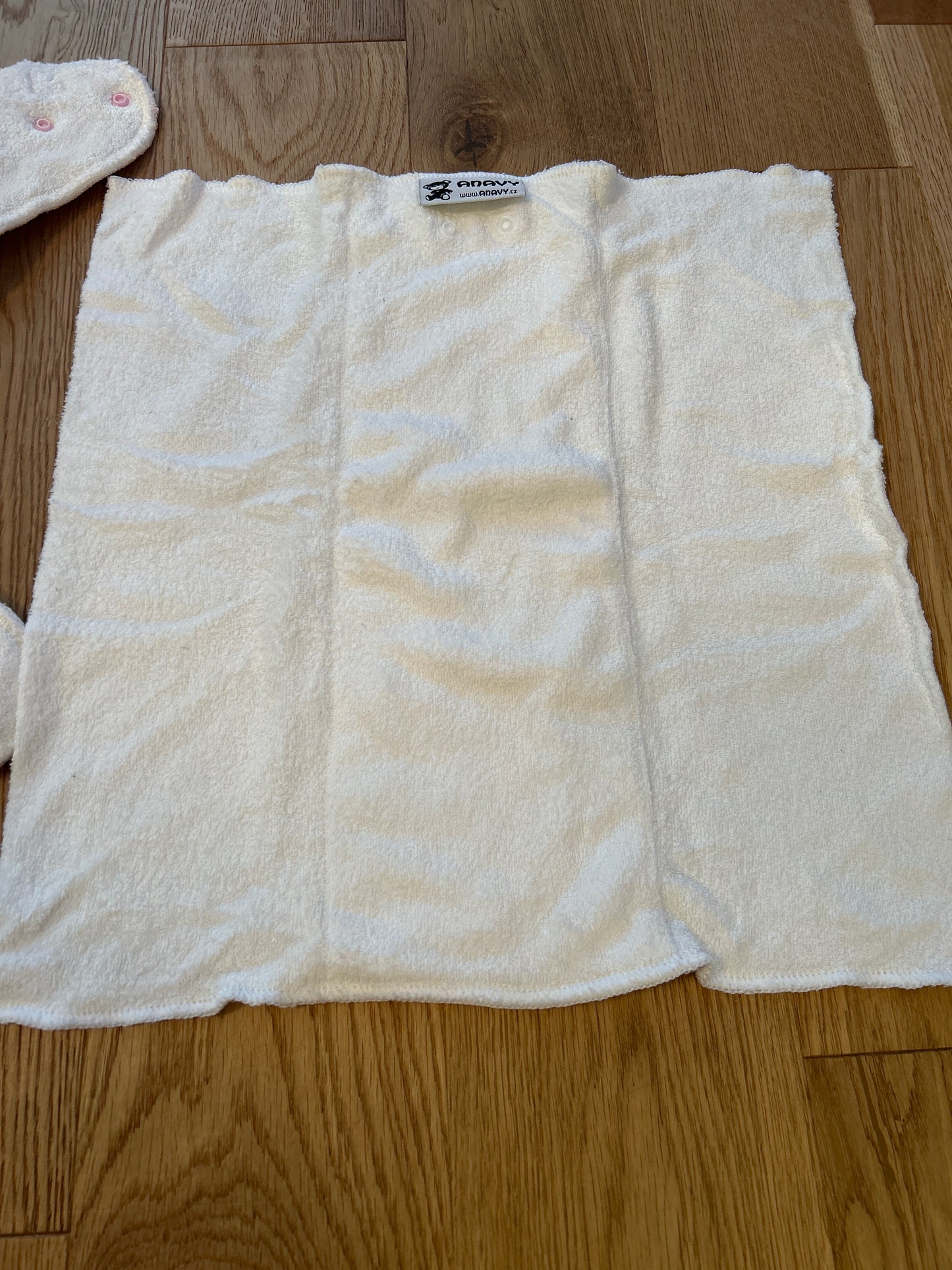 Anavy XL Toddler Fitted nappy - like new  (junior; 060)