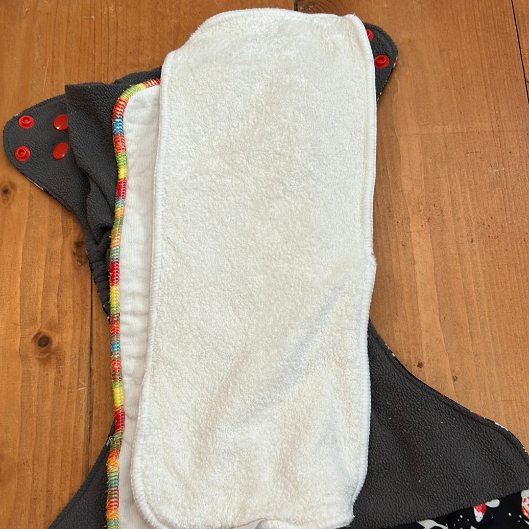 TJs pocket nappy with two inserts  (003)