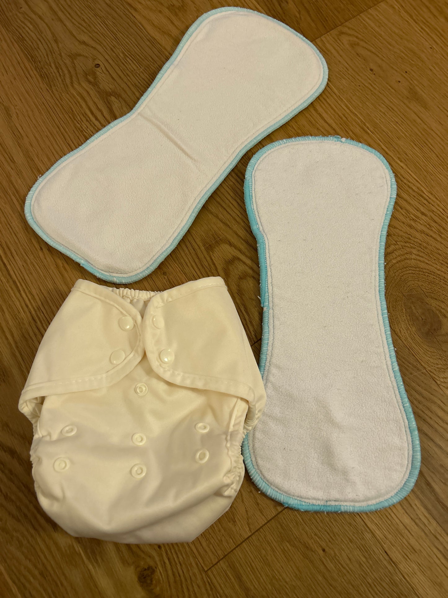 Buttons Diapers all in two nappy / nappy wrap (060)